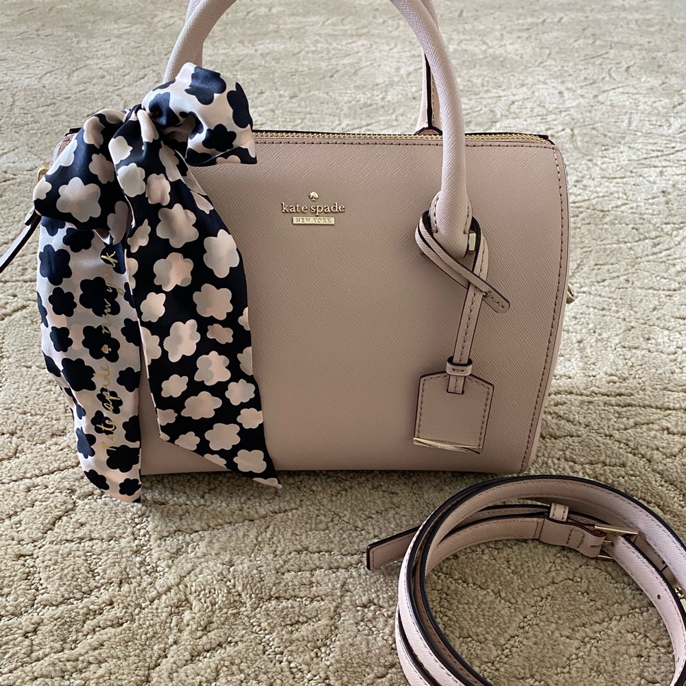 “RARE” Kate Spade ♠️ Lane w/ Twilly!!!!